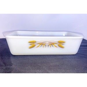 Vtg. Fire King AH Wheat Pattern 1qt. Rectangle & Round Casserole Dish Set of 2